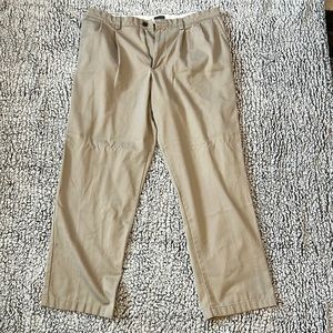 Men’s 36x32 Dockers classic fit